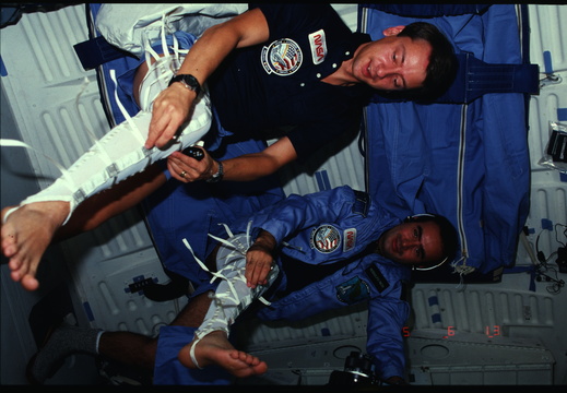 STS61B-07-005