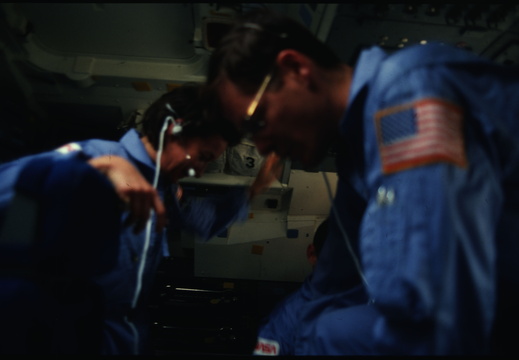 STS61B-18-018