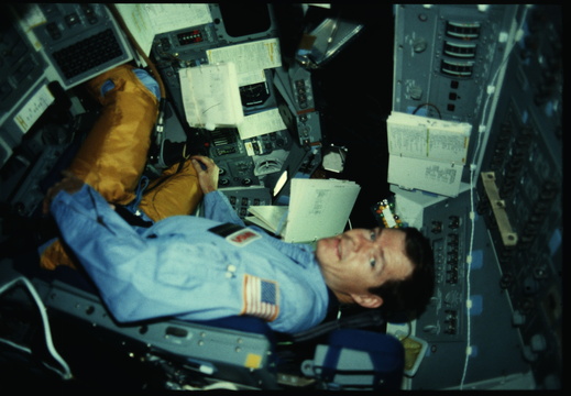 STS61B-19-039