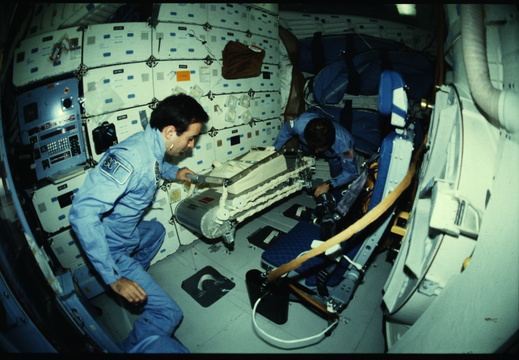 STS61B-20-034