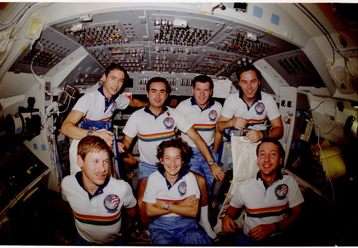 STS61B-22-022