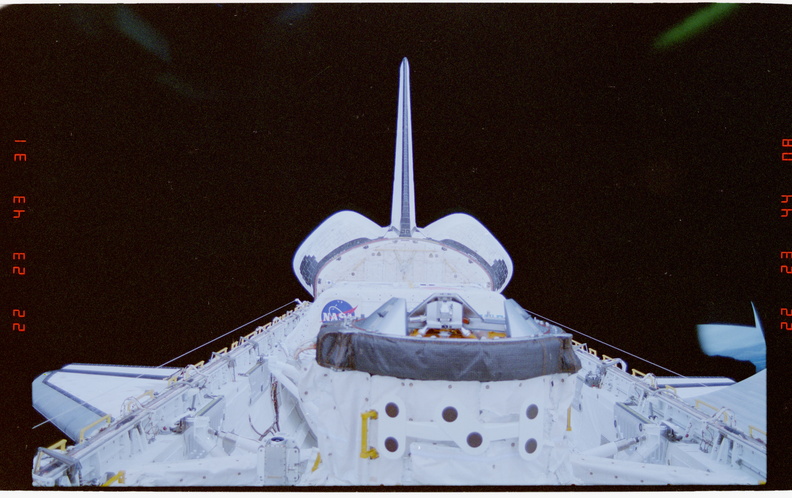 STS076-306-010.jpg