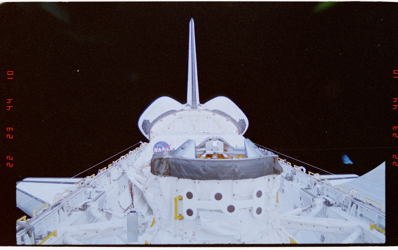 STS076-306-013.jpg