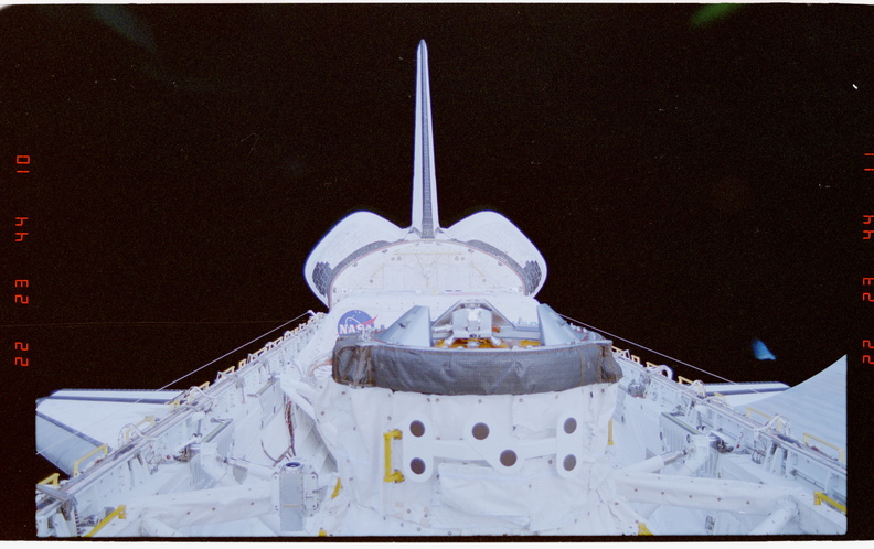 STS076-306-014.jpg