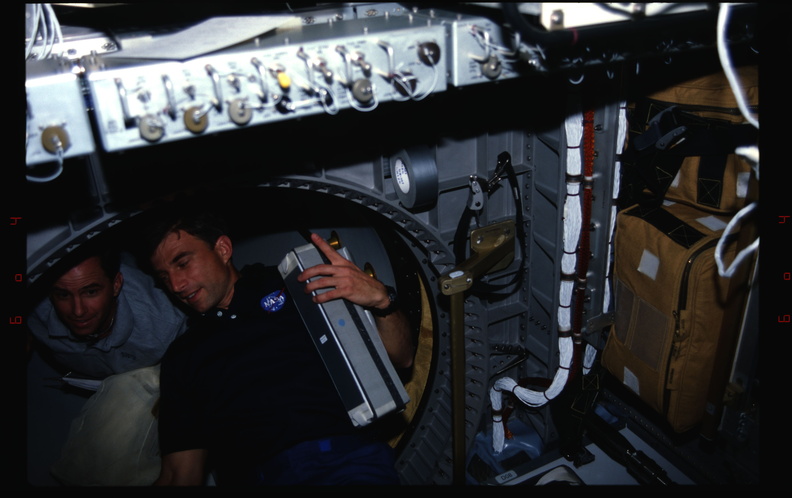 STS076-312-018.jpg