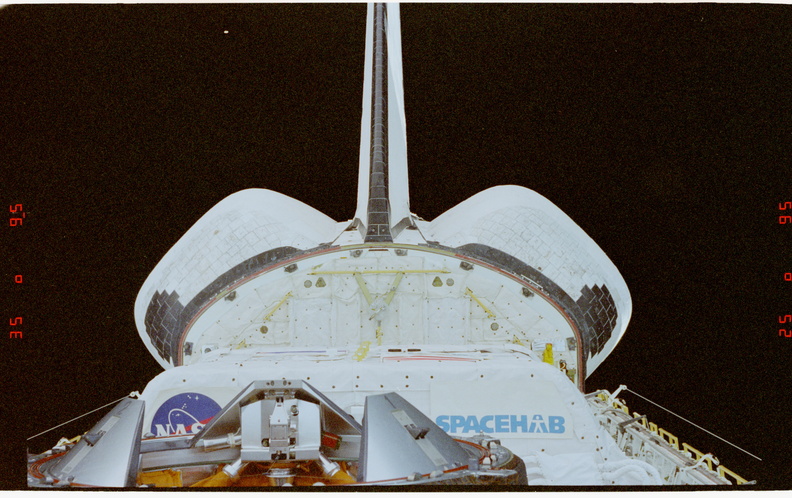 STS076-314-002.jpg