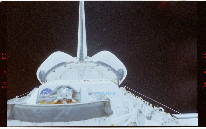 STS076-314-019.jpg