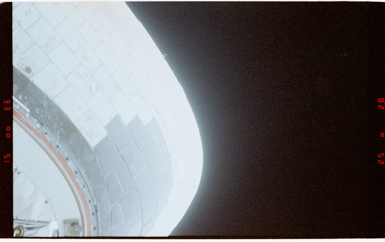 STS076-314-023.jpg
