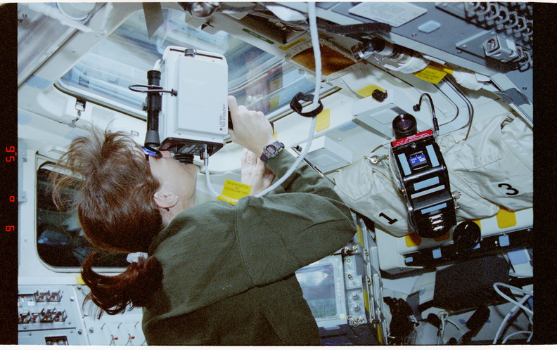 STS076-316-008.jpg