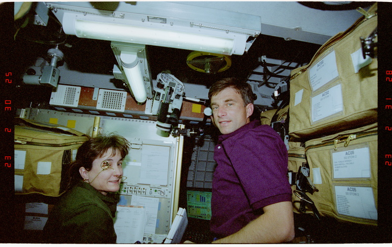 STS076-317-016.jpg