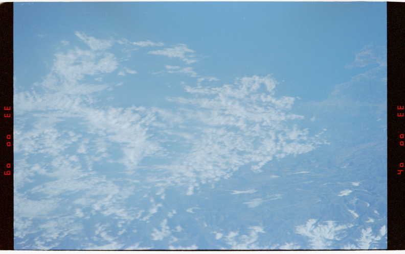 STS076-318-016.jpg