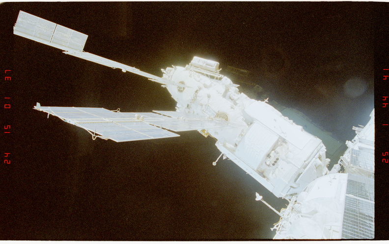 STS076-341-020.jpg