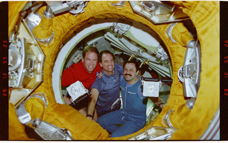 STS076-356-036.jpg