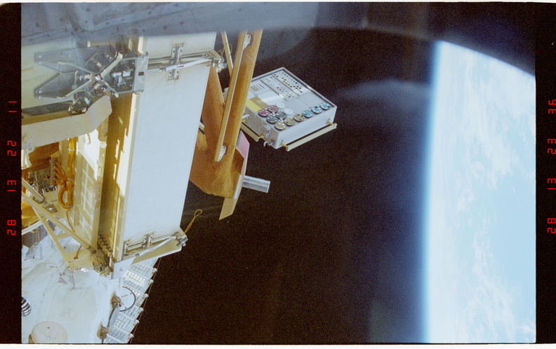 STS076-367-025.jpg