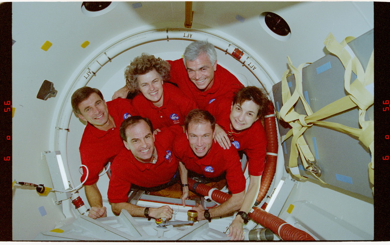 STS076-372-018.jpg
