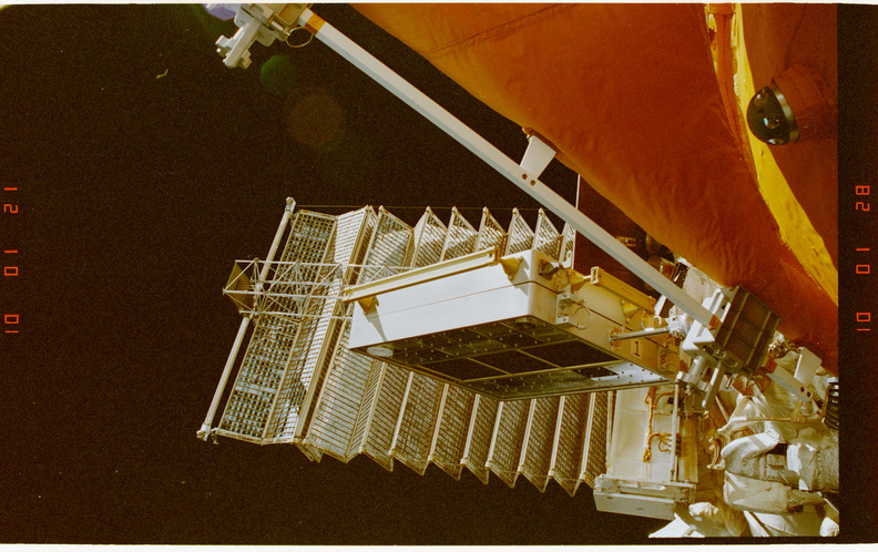 STS076-377-009.jpg