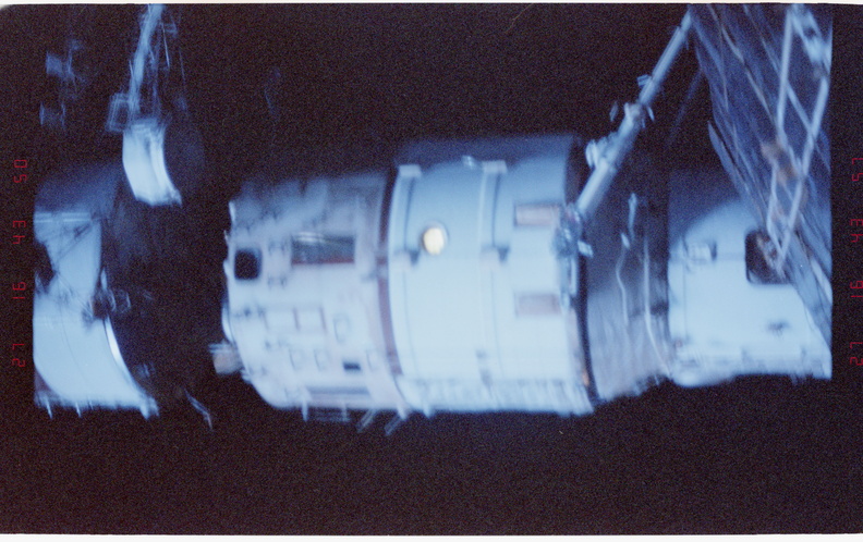 STS076-380-037.jpg