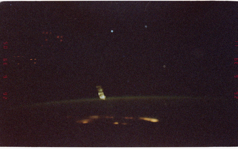 STS076-383-002.jpg