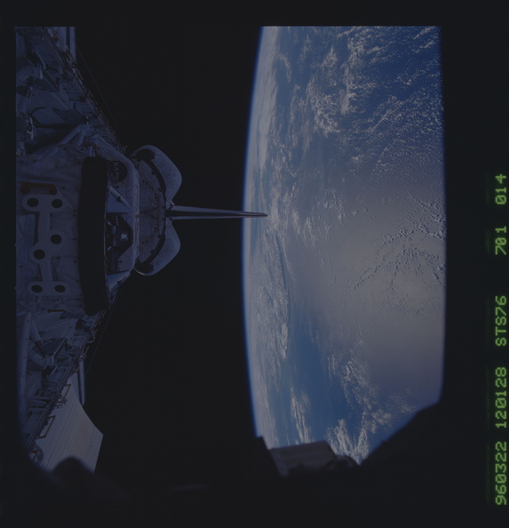 STS076-701-014.jpg