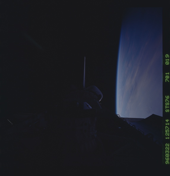 STS076-701-019.jpg