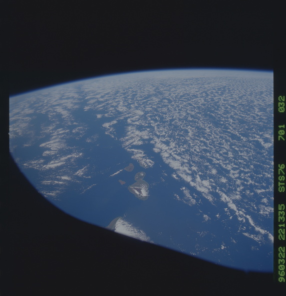 STS076-701-032.jpg