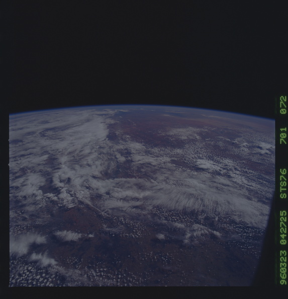 STS076-701-072.jpg
