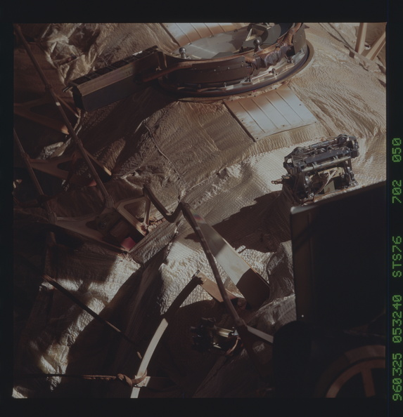 STS076-702-050.jpg