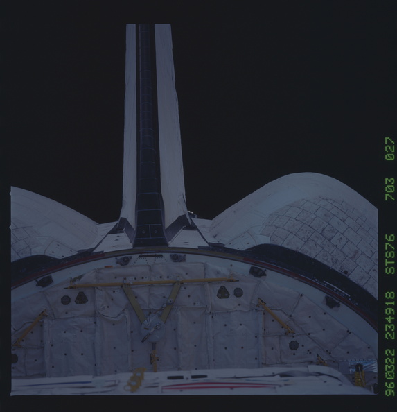 STS076-703-027.jpg