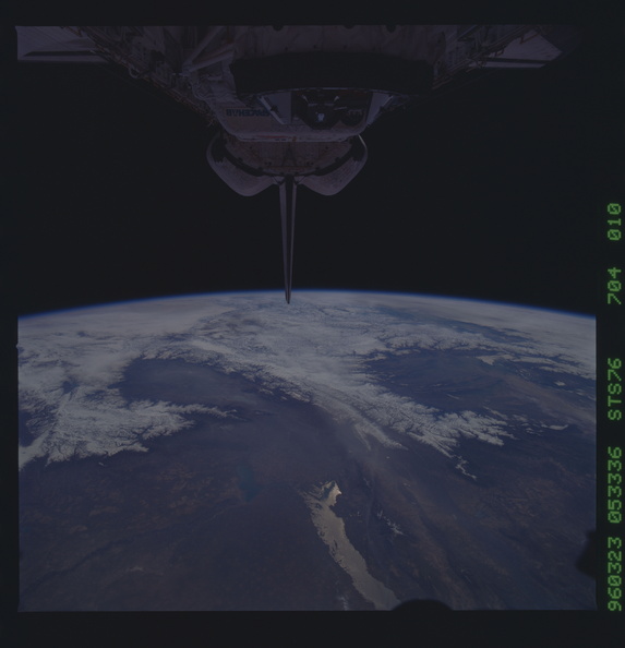 STS076-704-010.jpg