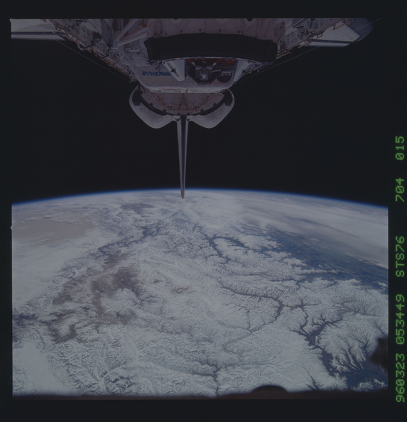 STS076-704-015.jpg