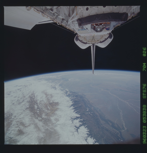 STS076-704-026.jpg