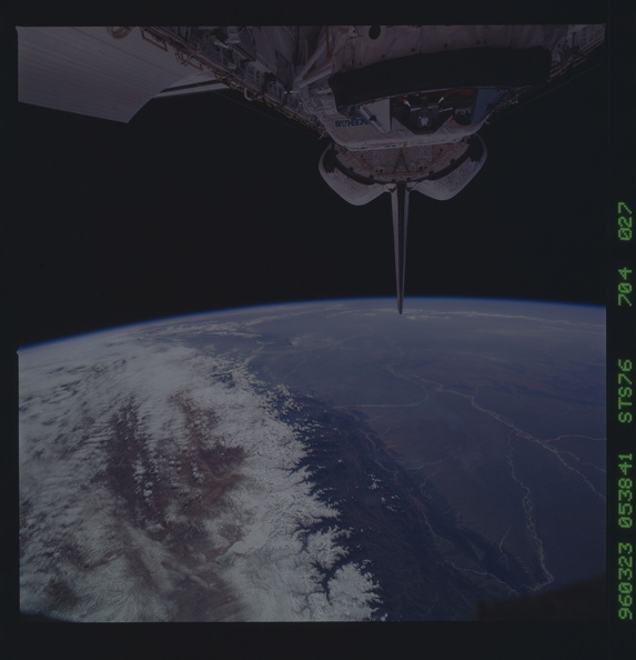 STS076-704-027.jpg