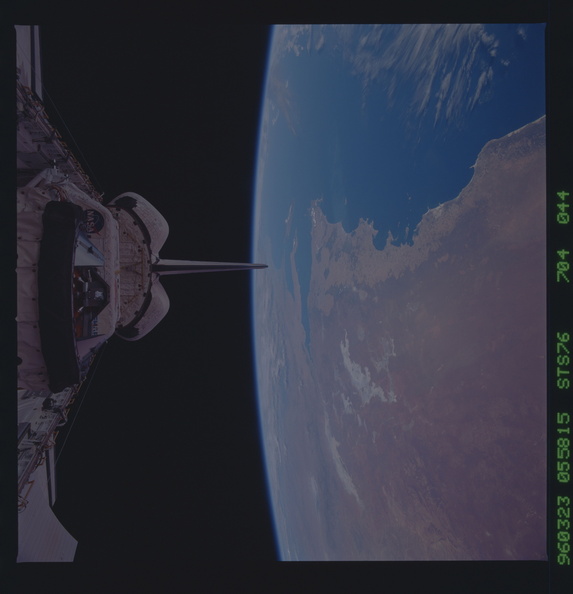 STS076-704-044.jpg