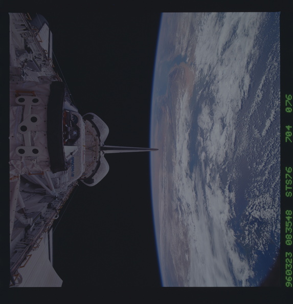 STS076-704-076.jpg