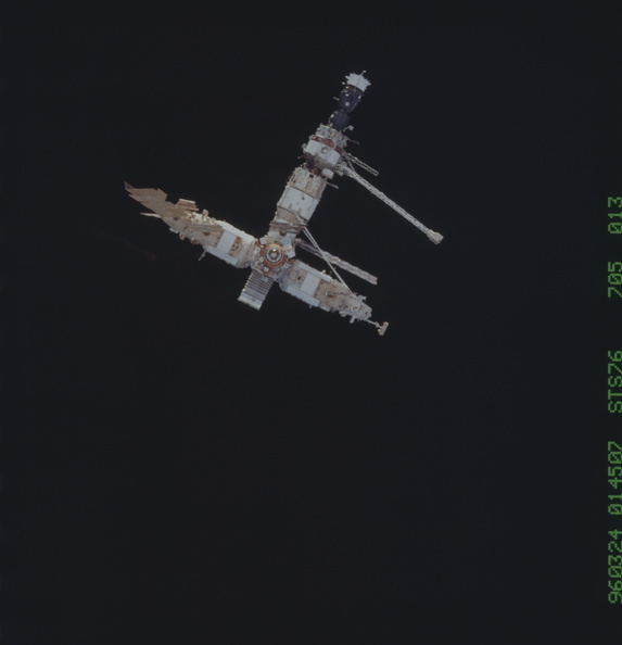 STS076-705-013.jpg