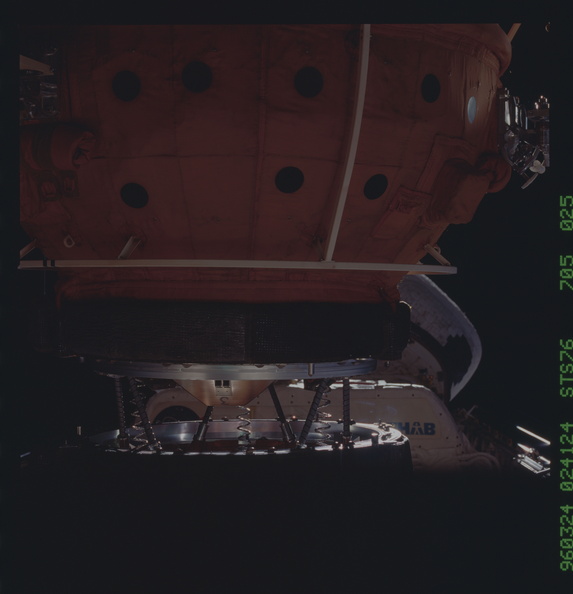 STS076-705-025.jpg