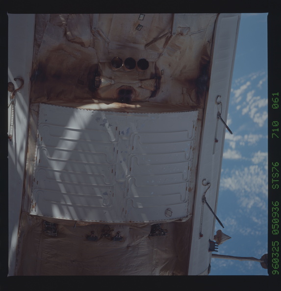STS076-710-061.jpg