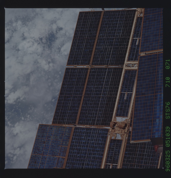 STS076-710-071.jpg