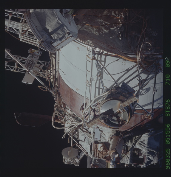 STS076-710-092.jpg