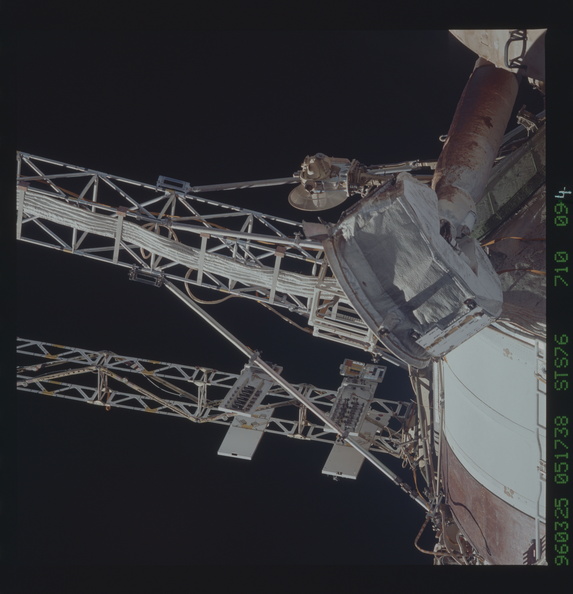 STS076-710-094.jpg