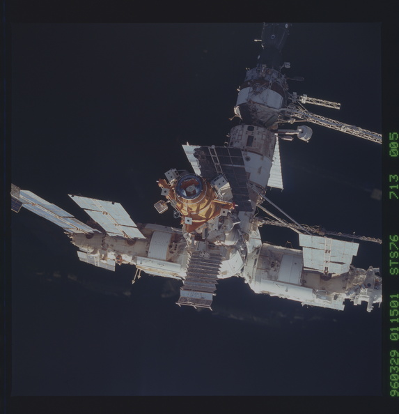 STS076-713-005.jpg