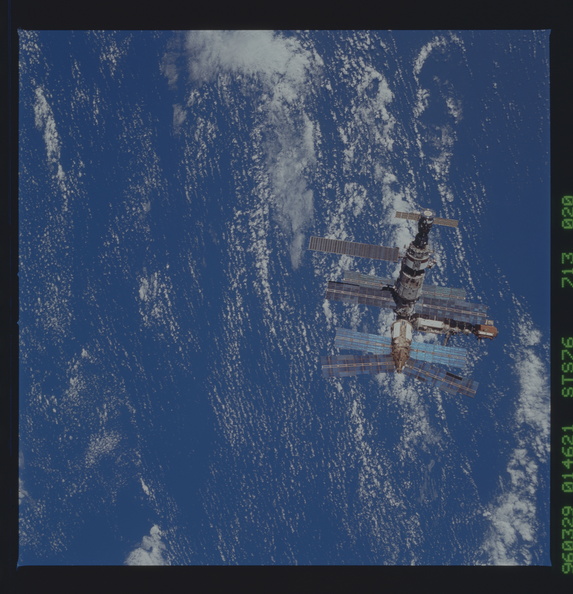 STS076-713-020.jpg