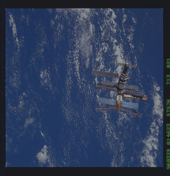 STS076-713-021.jpg