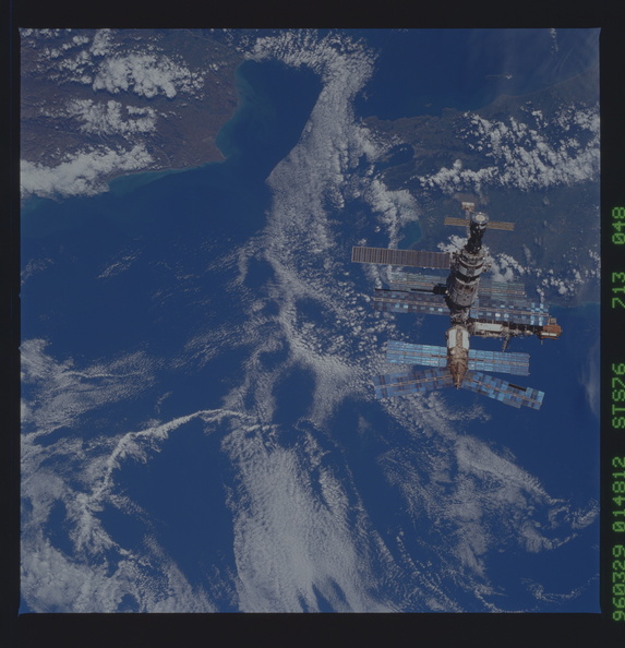 STS076-713-048.jpg