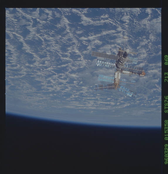 STS076-713-069.jpg