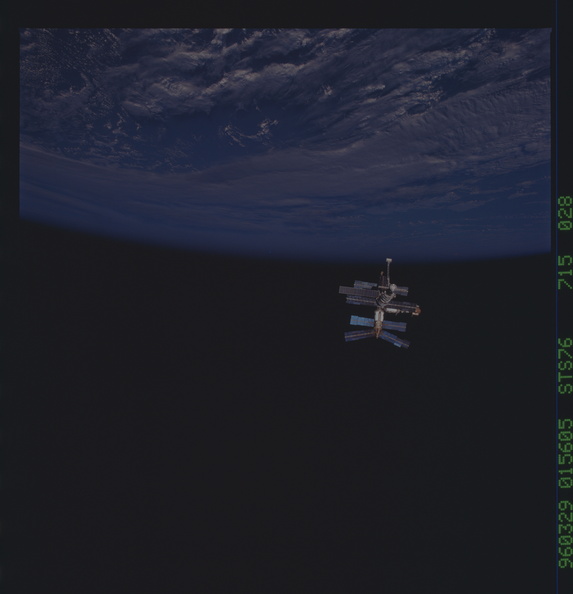 STS076-715-028.jpg