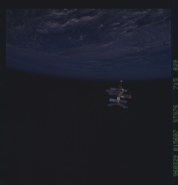 STS076-715-029.jpg