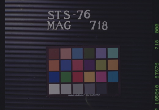STS076-718-000