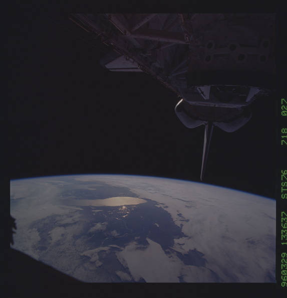 STS076-718-027.jpg