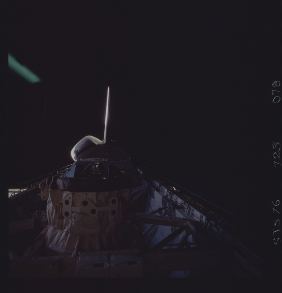 STS076-723-078.jpg